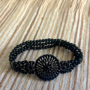 Black beaded stretch bracelet